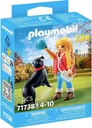 Mujer con perro de montaña PLAYMOBIL 71738